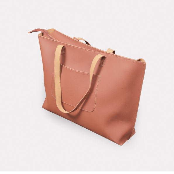 Versatile tan tote bag featuring a spacious interior and elegant stitching, perfect for work or casual outings. | ElBagino