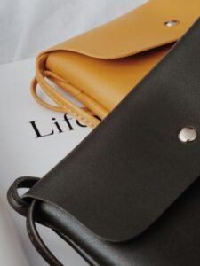 Crossbody vs. Shoulder Bags: Which to Choose