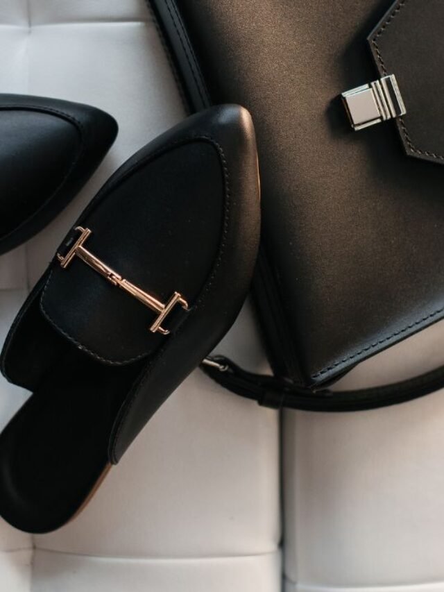 How to Match Your Bag to Your Shoes